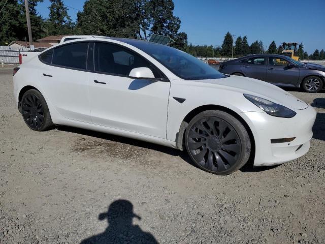 5YJ3E1EB9JF067522 - 2018 TESLA MODEL 3 Blanc photo 4