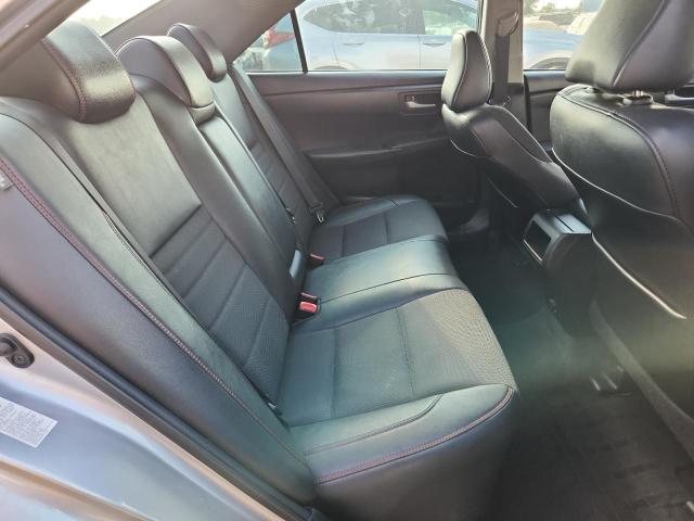 4T1BF1FK4HU772149 - 2017 TOYOTA CAMRY LE SILVER photo 10