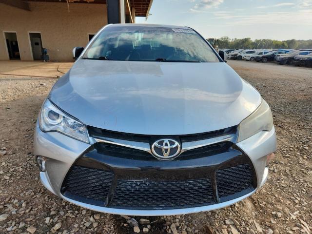 4T1BF1FK4HU772149 - 2017 TOYOTA CAMRY LE SILVER photo 5