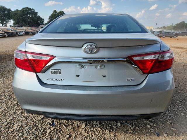 4T1BF1FK4HU772149 - 2017 TOYOTA CAMRY LE SILVER photo 6