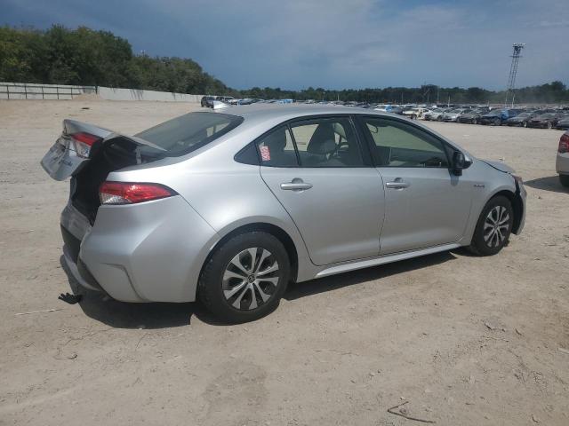 JTDEAMDE2MJ003627 - 2021 TOYOTA COROLLA LE SILVER photo 3