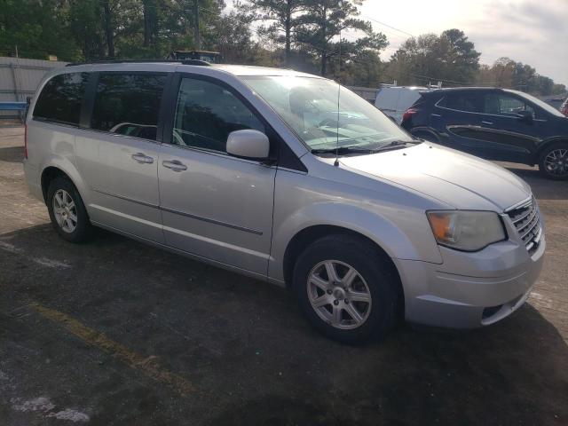 2A4RR5D19AR460742 - 2010 CHRYSLER TOWN & COU TOURING SILVER photo 4