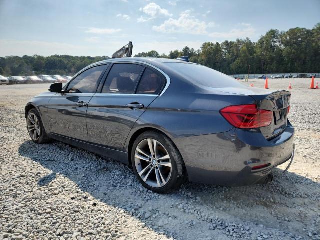 WBA8D9G56JNU71598 - 2018 BMW 330 XI GRAY photo 2