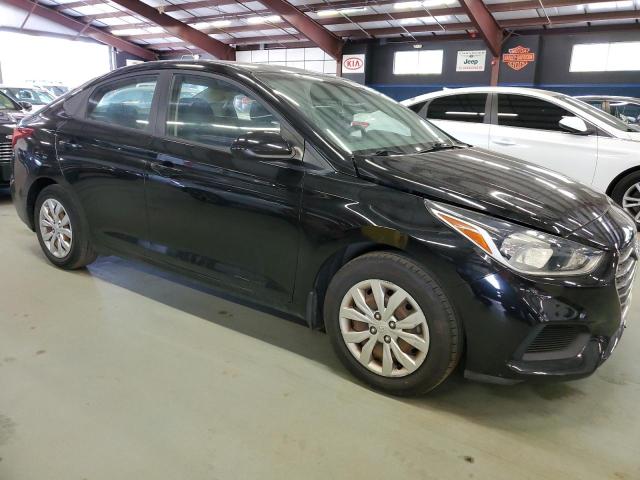 3KPC24A34KE041541 - 2019 HYUNDAI ACCENT SE Siyah fotoğraf 4