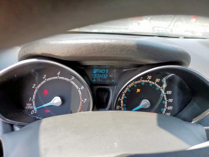 3FADP4EJ8JM122650 - 2018 FORD FIESTA SE Qara foto 9