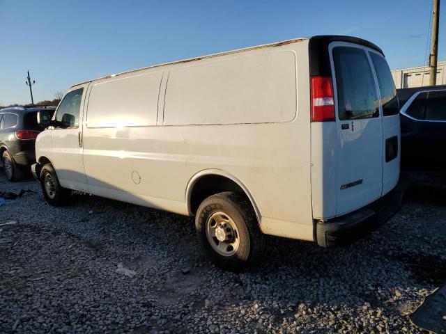 1GCWGBFGXJ1309492 - 2018 CHEVROLET EXPRESS G2 WHITE photo 2