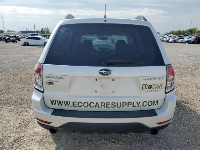 JF2SHBDC9CH416377 - 2012 SUBARU FORESTER 2.5X PREMIUM WHITE photo 6
