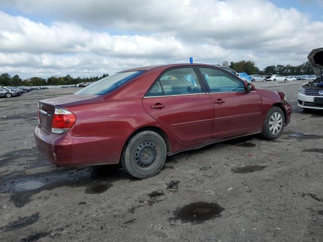 4T1BE32K15U434157 - 2005 TOYOTA CAMRY LE RED photo 3