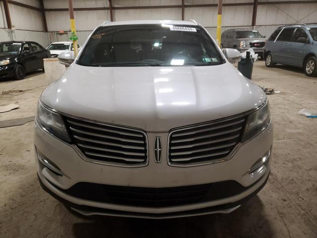 5LMCJ2A92FUJ17947 - 2015 LINCOLN MKC WHITE photo 5