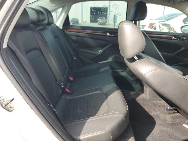 1VWCP7A38CC060067 - 2012 VOLKSWAGEN PASSAT SEL WHITE photo 10