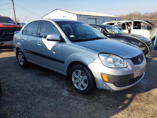 KNADE123686401705 - 2008 KIA RIO BASE SILVER photo 4