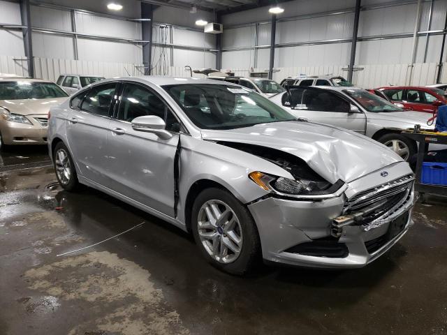 3FA6P0H72DR158942 - 2013 FORD FUSION SE SILVER photo 4