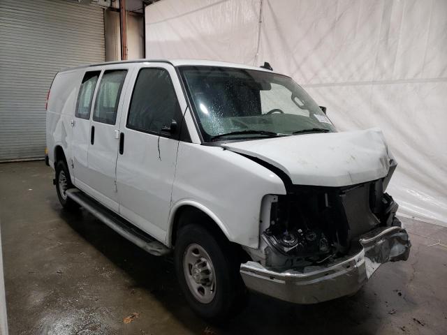 1GCWGAFP4N1142157 - 2022 CHEVROLET EXPRESS G2 WHITE photo 4