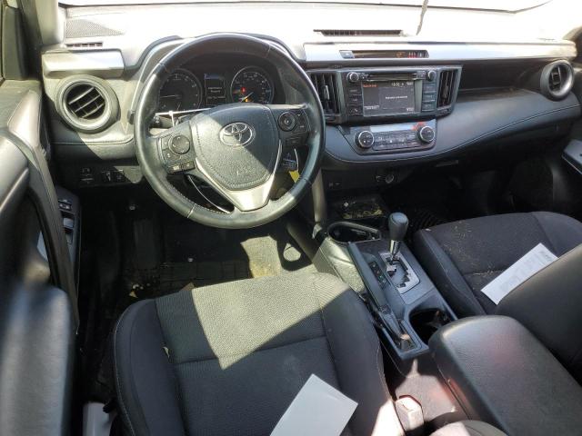 JTMWFREV2HJ718284 - 2017 TOYOTA RAV4 XLE WHITE photo 8