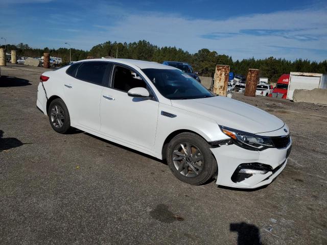 5XXGT4L3XKG332550 - 2019 KIA OPTIMA LX WHITE photo 4