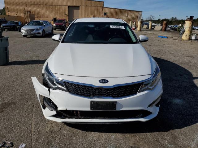 5XXGT4L3XKG332550 - 2019 KIA OPTIMA LX WHITE photo 5