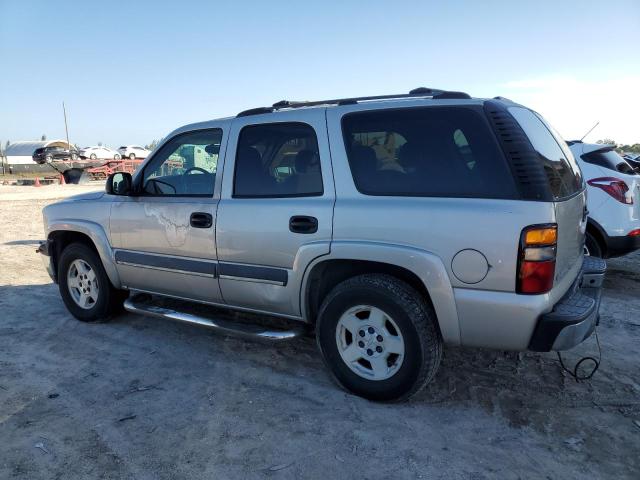 1GNEC13V34R164958 - 2004 CHEVROLET TAHOE C1500 SILVER photo 2