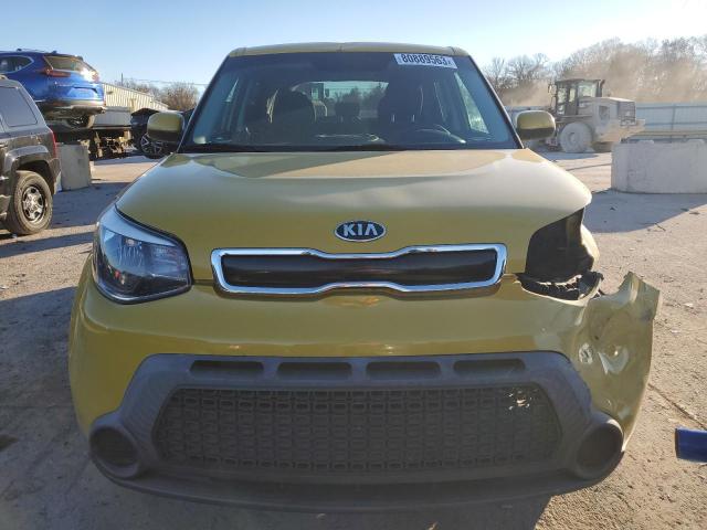 KNDJP3A5XF7207572 - 2015 KIA SOUL + YELLOW photo 5