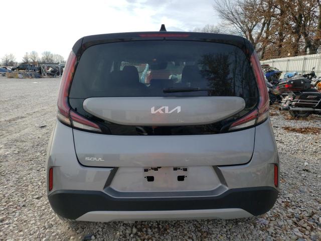 KNDJ23AU8P7876785 - 2023 KIA SOUL LX GRAY photo 6