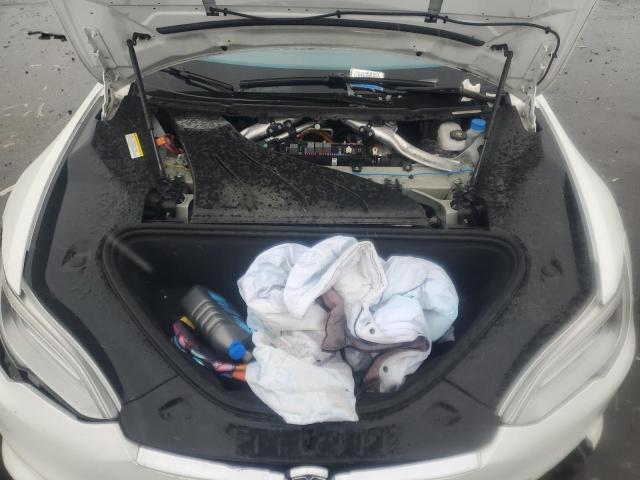 5YJSA1E47GF142591 - 2016 TESLA MODEL S WHITE photo 11