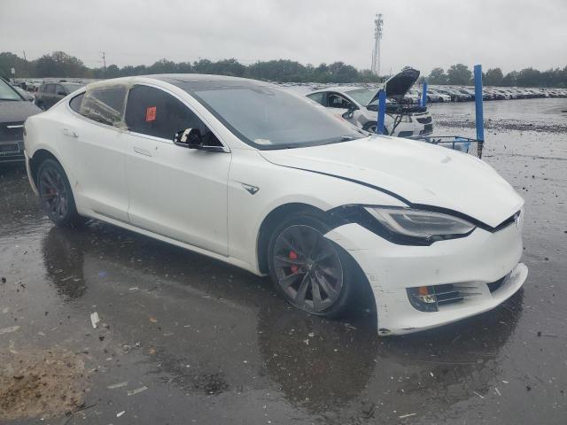 5YJSA1E47GF142591 - 2016 TESLA MODEL S WHITE photo 4