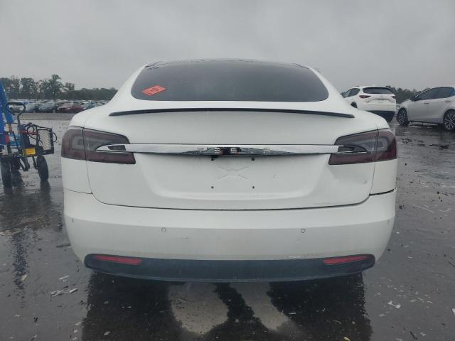 5YJSA1E47GF142591 - 2016 TESLA MODEL S WHITE photo 6