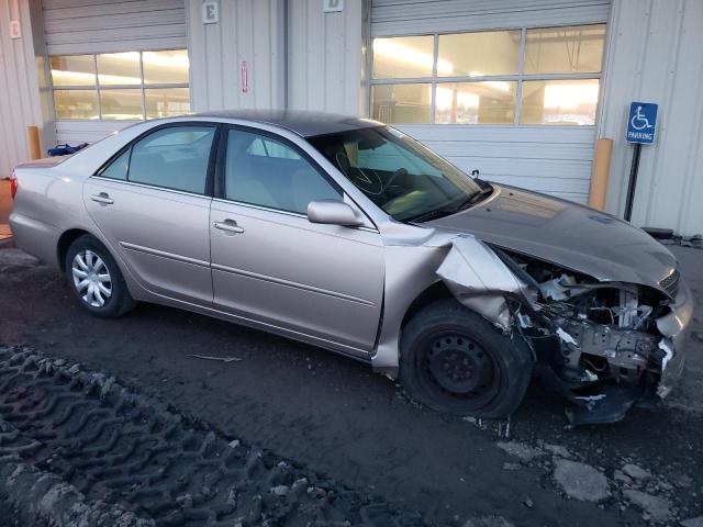 4T1BE32K14U817496 - 2004 TOYOTA CAMRY LE BEIGE photo 4