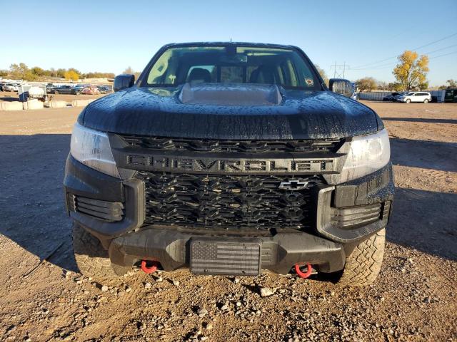 1GCGTEENXN1108070 - 2022 CHEVROLET COLORADO ZR2 BLACK photo 5