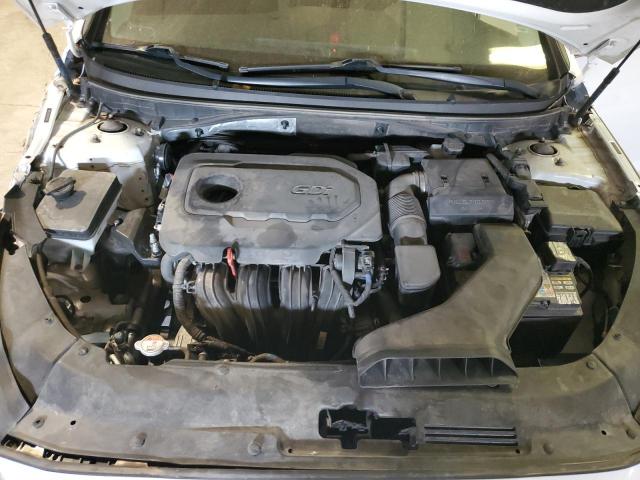 5NPE24AF9KH752442 - 2019 HYUNDAI SONATA SE WHITE photo 11