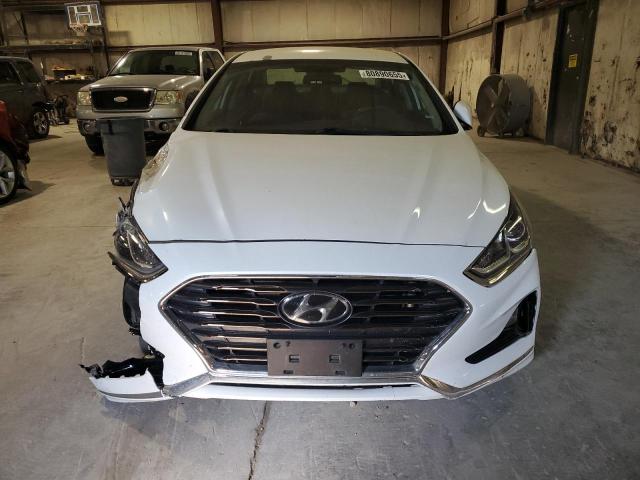 5NPE24AF9KH752442 - 2019 HYUNDAI SONATA SE WHITE photo 5