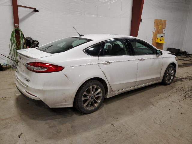 3FA6P0SU1LR158136 - 2020 FORD FUSION TITANIUM WHITE photo 3