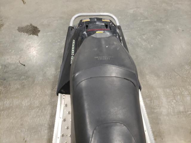 4UF09SNW39T118806 - 2009 ARTCAT T Z1 LXR 黑色 照片 6