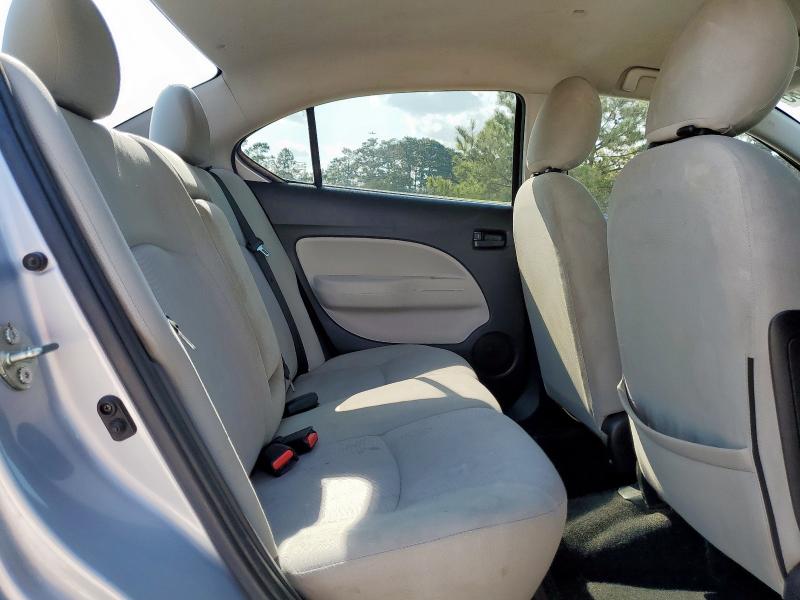 ML32F3FJ1KHF09548 - 2019 MITSUBISHI MIRAGE G4 ES ვერცხლისფერი ფოტო 10