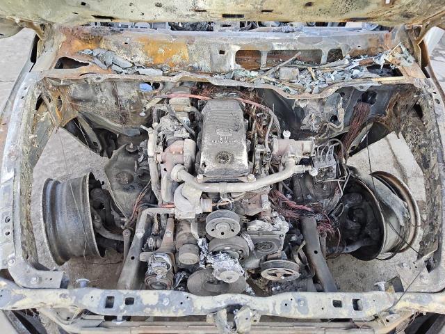 3C6UR5DL7JG242698 - 2018 RAM 2500 SLT WHITE photo 11