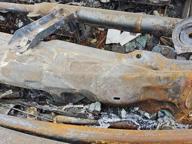 3C6UR5DL7JG242698 - 2018 RAM 2500 SLT WHITE photo 12