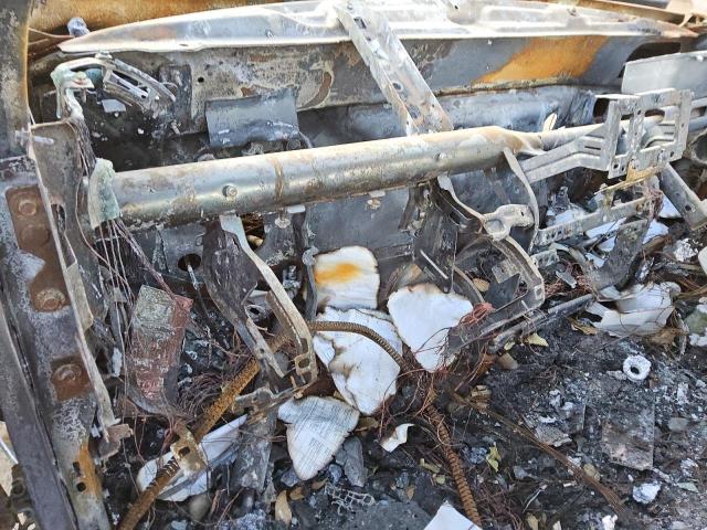 3C6UR5DL7JG242698 - 2018 RAM 2500 SLT WHITE photo 9