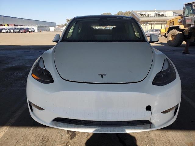 7SAYGDEE3PF699469 - 2023 TESLA MODEL Y WHITE photo 5