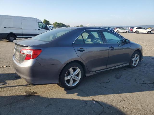 4T1BF1FK3CU030768 - 2012 TOYOTA CAMRY BASE GRAY photo 3