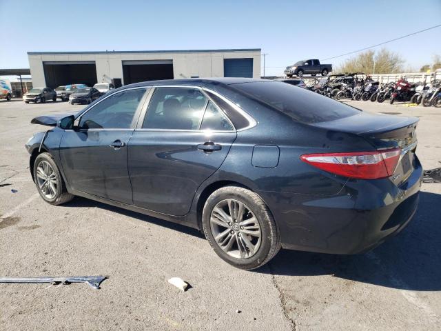 4T1BF1FK7HU355950 - 2017 TOYOTA CAMRY LE CHARCOAL photo 2