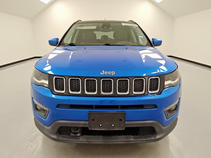 3C4NJCBB1JT124334 - 2018 JEEP COMPASS LATITUDE 蓝色 照片 5