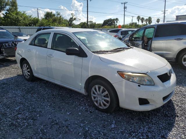 JTDBL40E99J025229 - 2009 TOYOTA COROLLA BASE WHITE photo 4