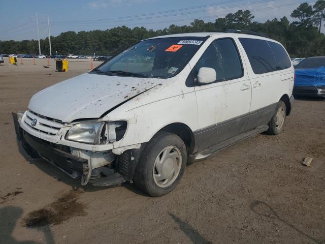 2002 TOYOTA SIENNA LE, 
