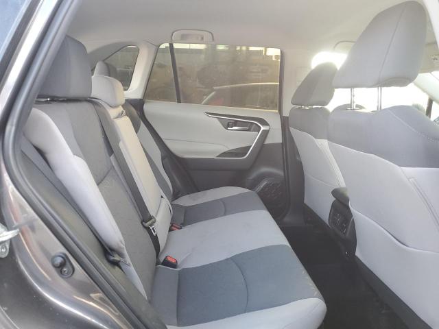 4T3RWRFV3MU027871 - 2021 TOYOTA RAV4 XLE GRAY photo 10