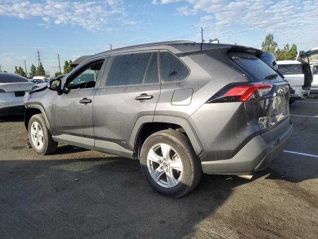 4T3RWRFV3MU027871 - 2021 TOYOTA RAV4 XLE GRAY photo 2