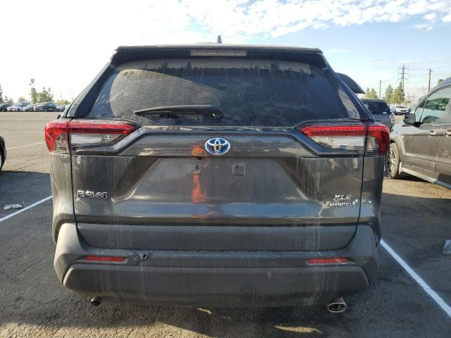 4T3RWRFV3MU027871 - 2021 TOYOTA RAV4 XLE GRAY photo 6
