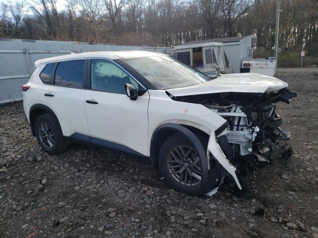 JN8AT3AB9MW218927 - 2021 NISSAN ROGUE S WHITE photo 4