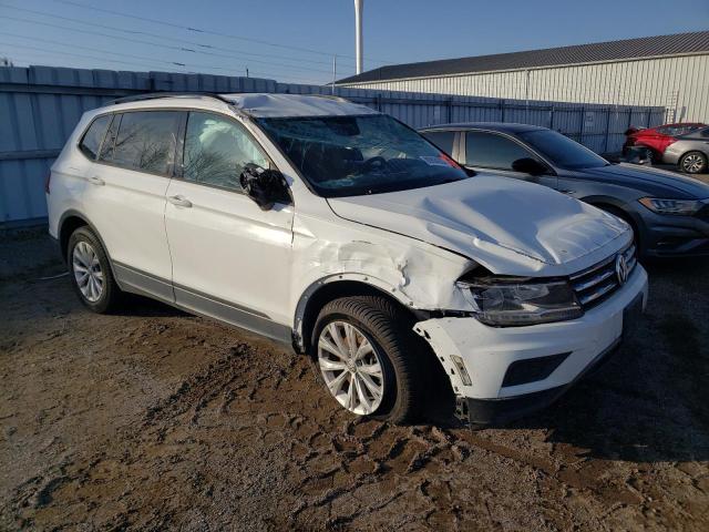 3VV0B7AX6KM151957 - 2019 VOLKSWAGEN TIGUAN S WHITE photo 4