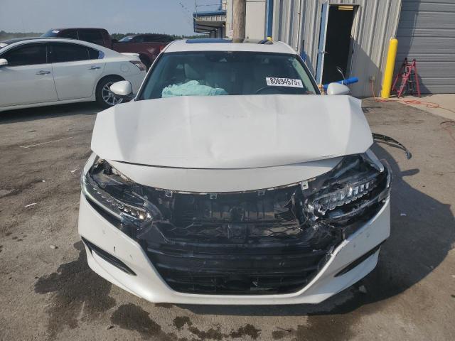 1HGCV2F98KA003923 - 2019 HONDA ACCORD TOURING WHITE photo 5