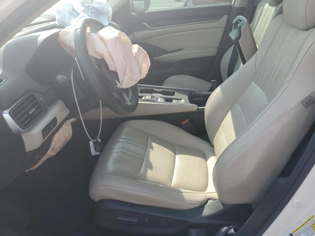 1HGCV2F98KA003923 - 2019 HONDA ACCORD TOURING WHITE photo 7