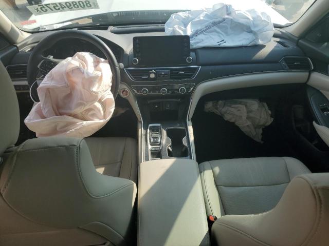 1HGCV2F98KA003923 - 2019 HONDA ACCORD TOURING WHITE photo 8